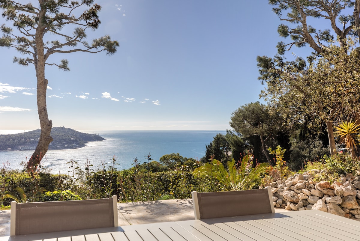 Giant Terrace on a stunning View