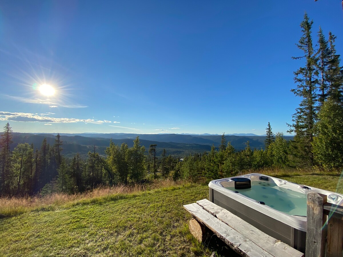 Panoramautsikt, jacuzzi, sykle/ski/in out