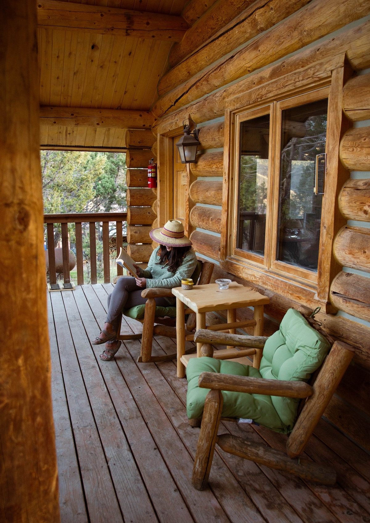 Cozy Yucca Cabin