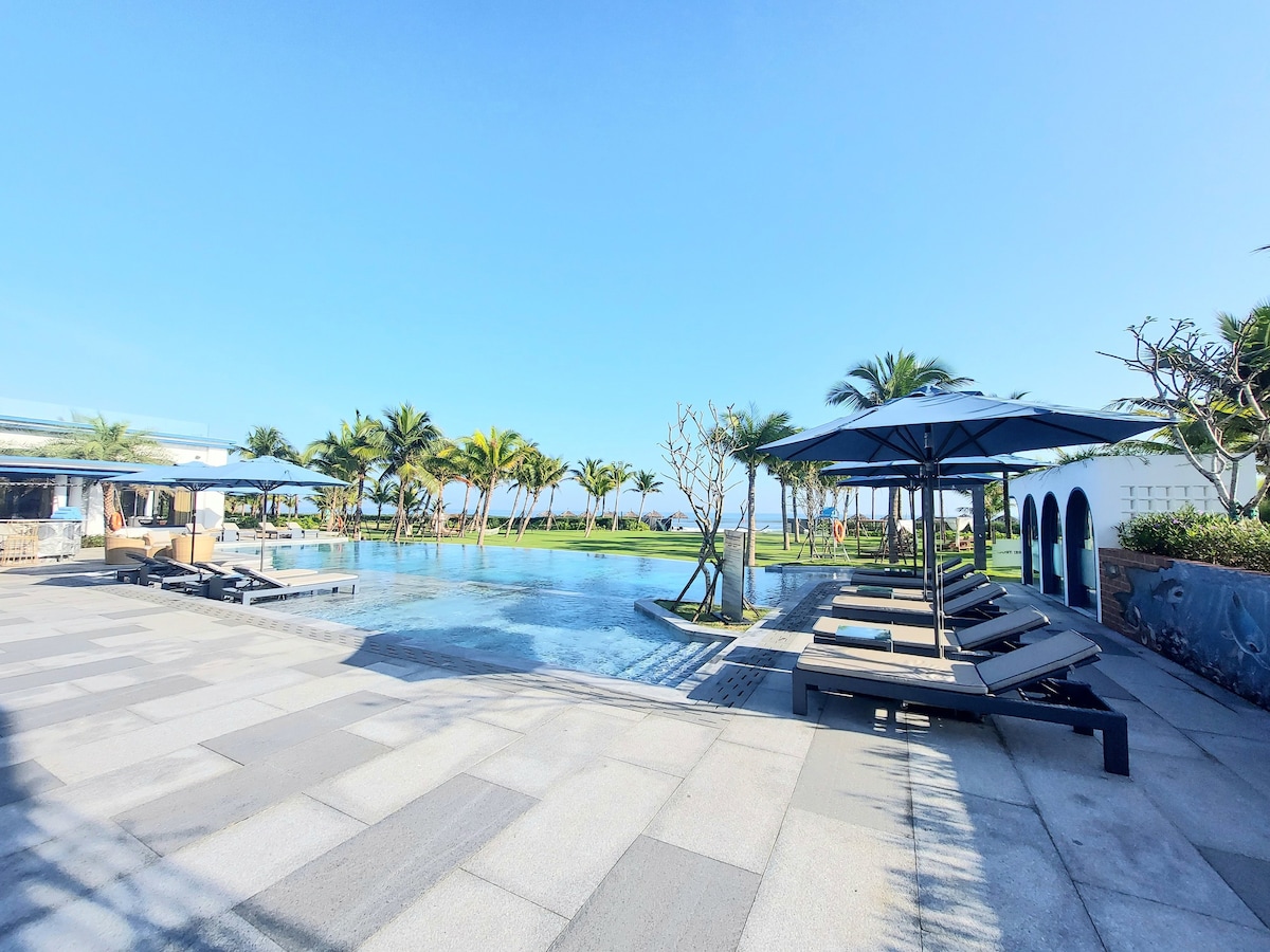 Lux Resort Apartment/2BR/Private Beach/Pools