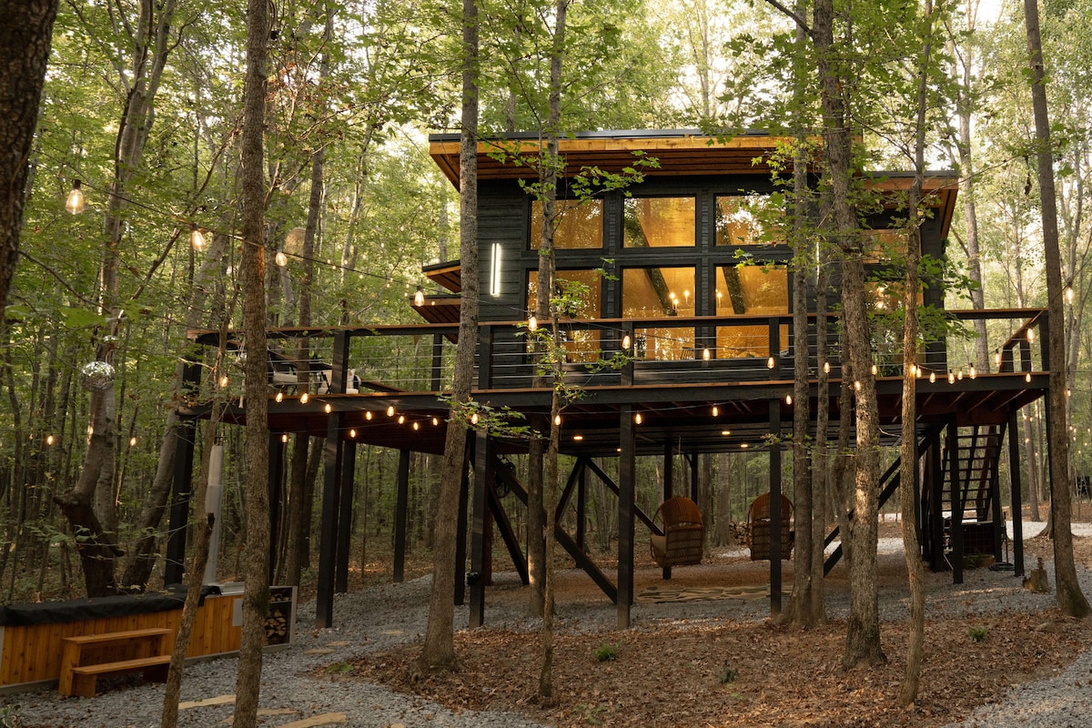Wild Soul at Firefly Treehouses