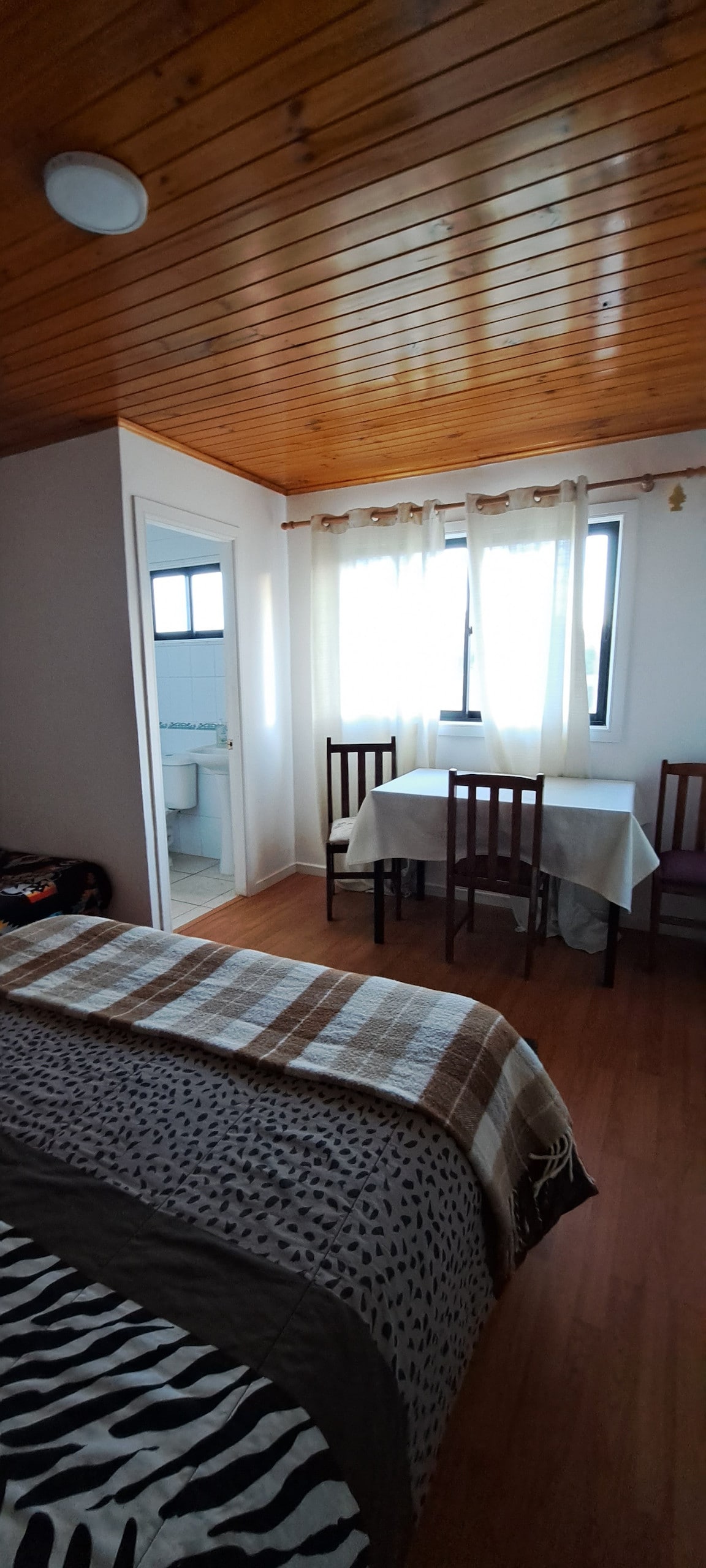 Hostal El Roble ， Algarrobo ： 4号房间