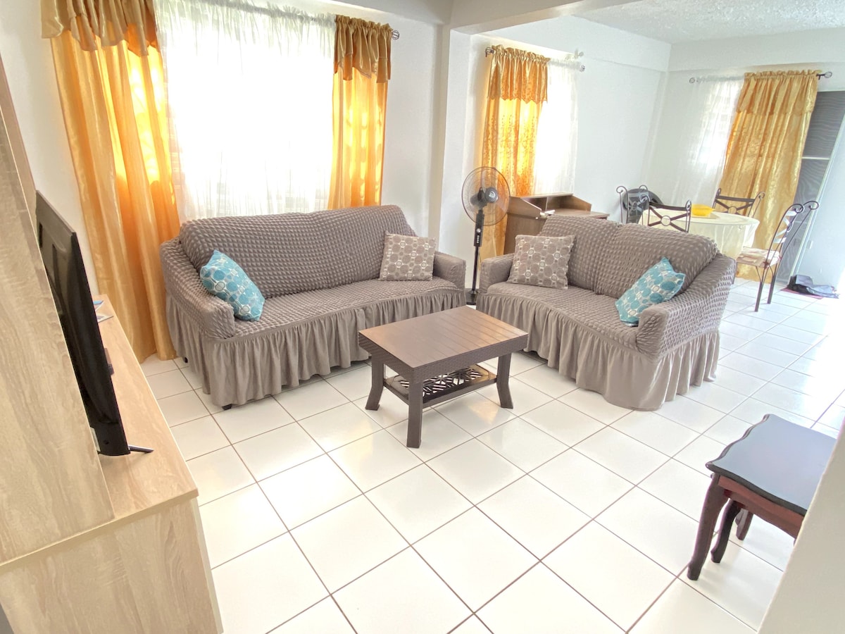 Spacious 2 bedroom Castries apartment now with a/c