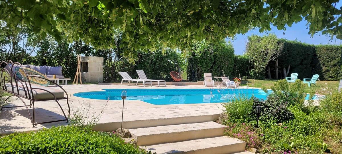 Belle demeure à Lussac St Emilion - piscine et spa