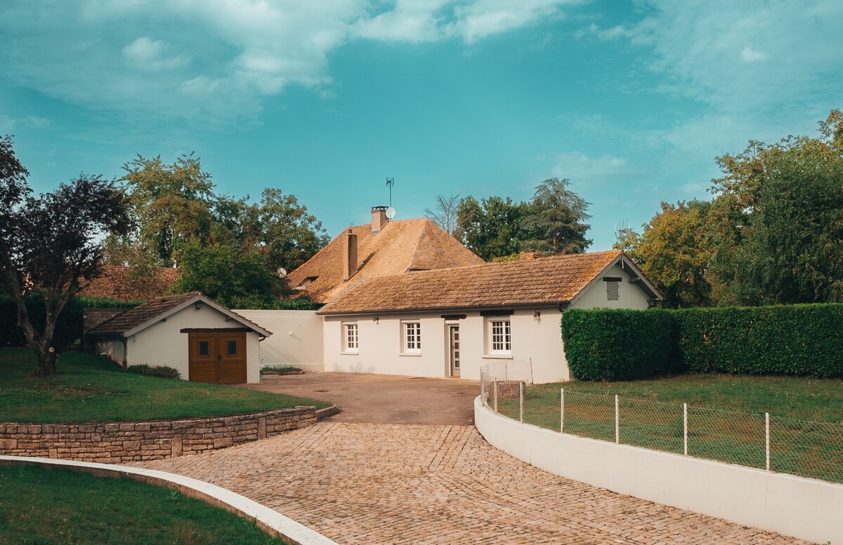 Maison paisible à 9km Beaune