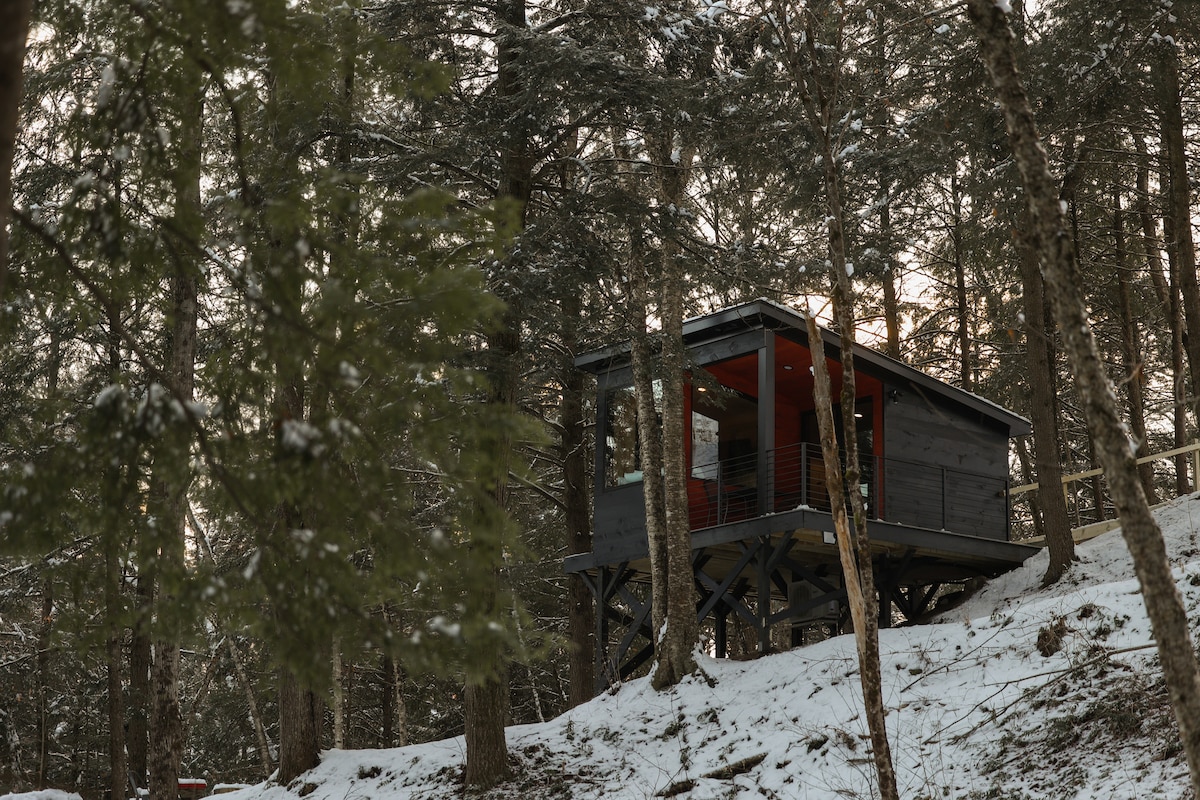 Cady’s Falls Cabin