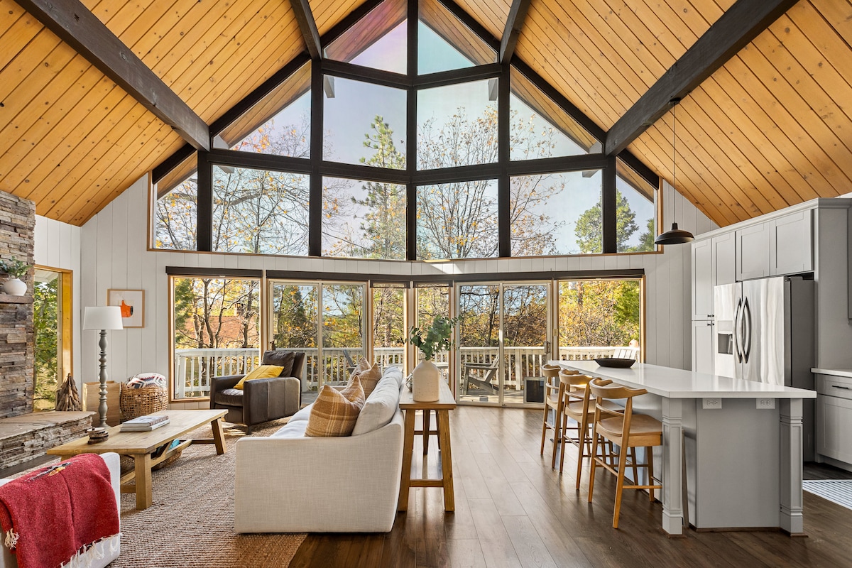 Luxe A-Frame Modern Light & Bright Gourmet Kitchen