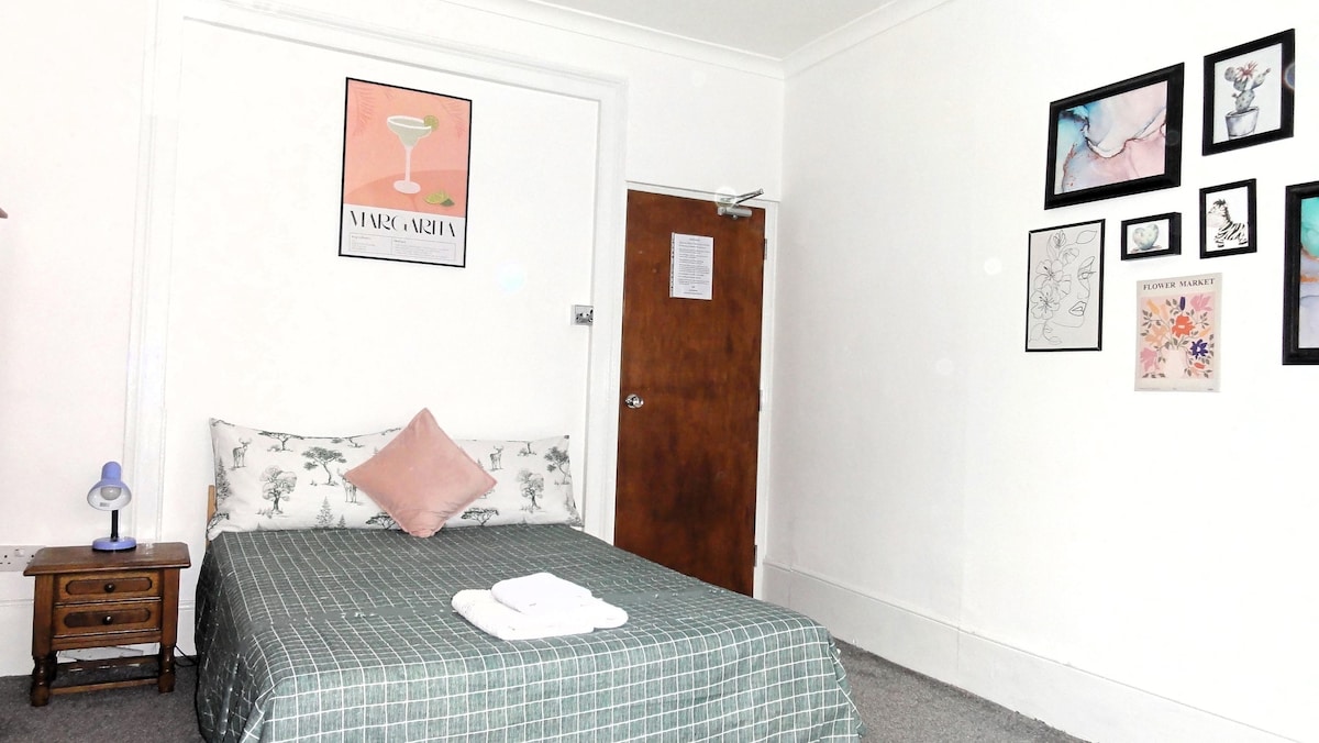 Private Room Camden Town (GRFL)