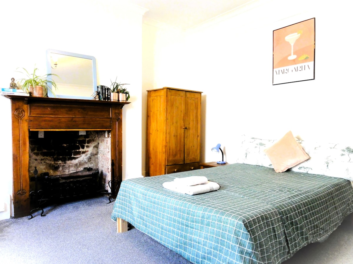 Private Room Camden Town (GRFL)