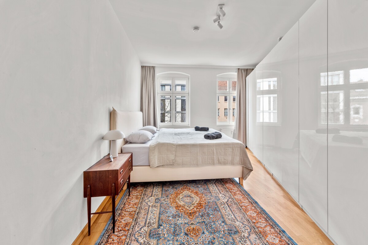 Stylish 120sqm Appartment in Berlin-Mitte