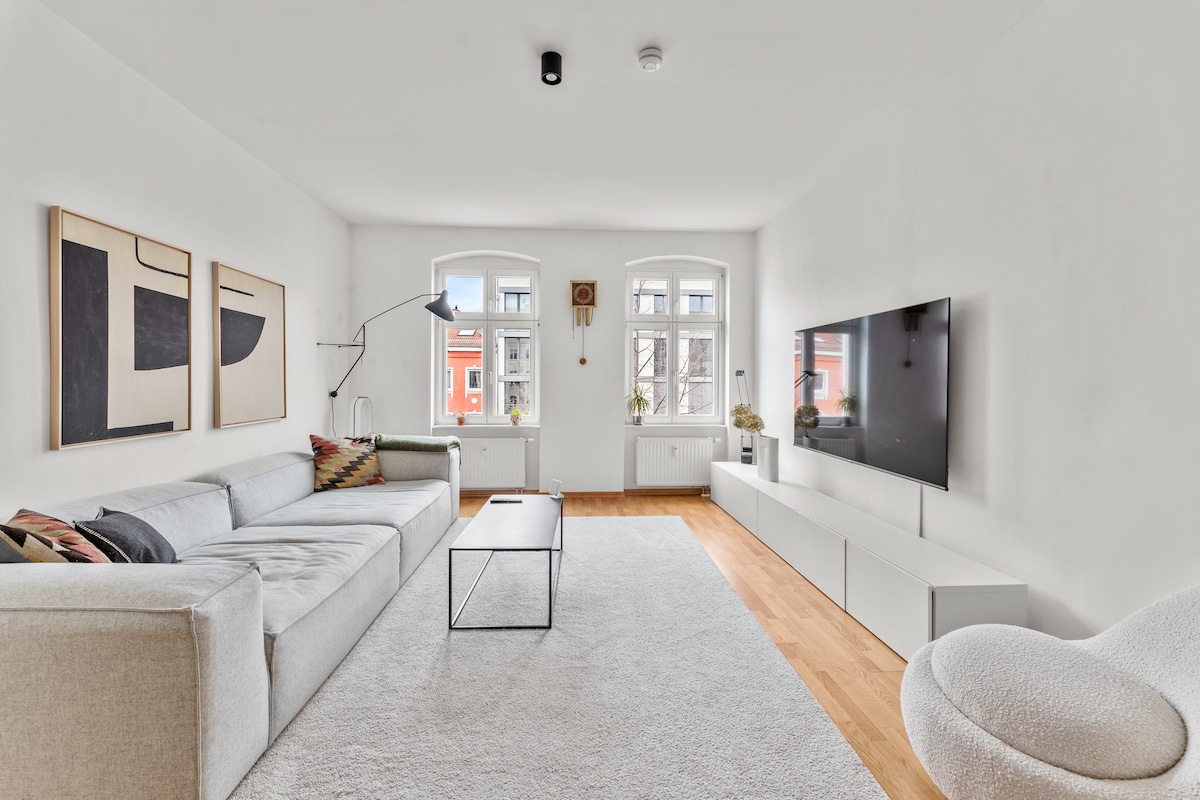 Stylish 120sqm Appartment in Berlin-Mitte