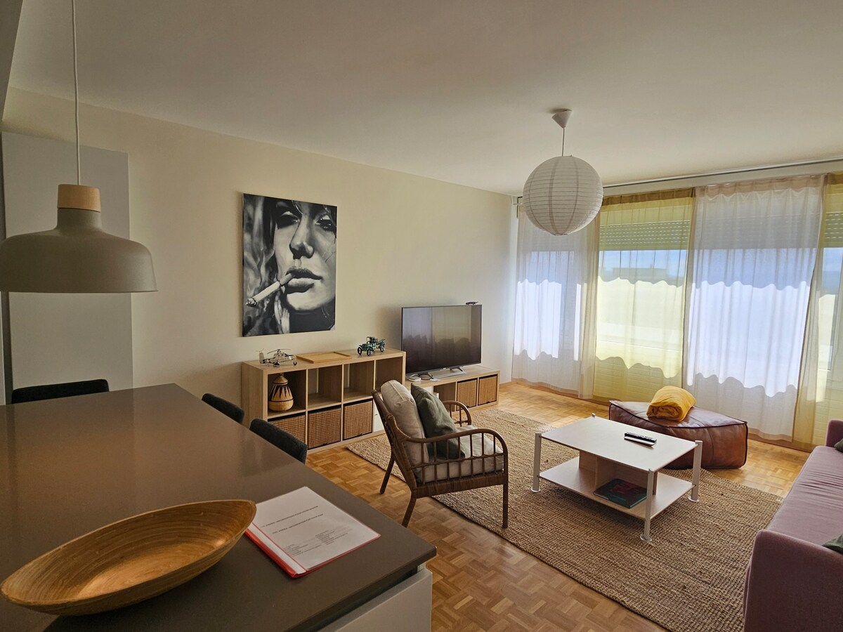 The_Annex ：漂亮的现代化且舒适的公寓