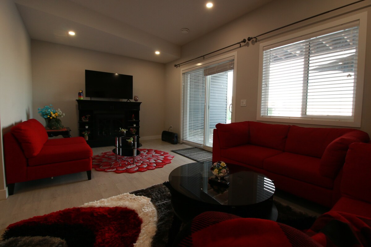 Serene Walk-out Basement with Park & Pond View