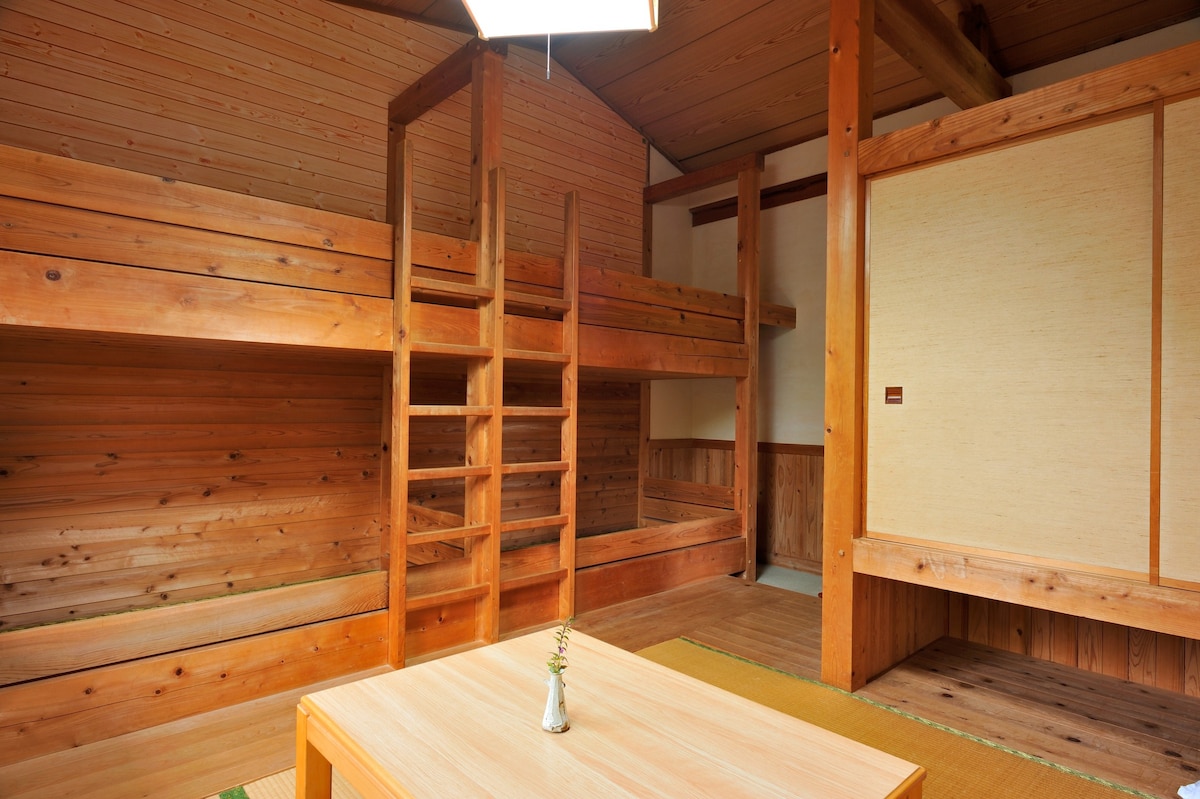 【Observatory】Bunkbed (non-smoking) / 4ppl