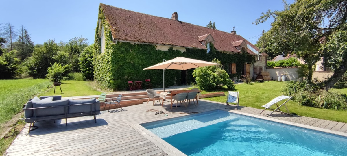 Magnifique longère à 2h de Paris avec piscine