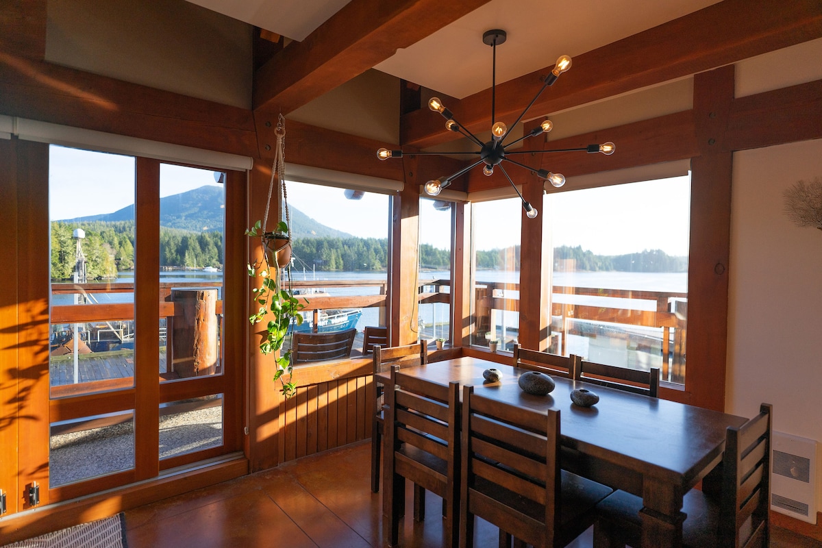 Waterfront Condo in Ucluelet