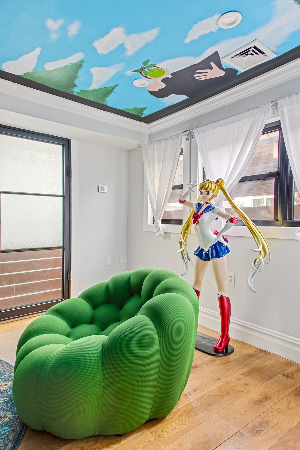 *罕见*免费停车位- Sailor Moon HSE Williamsburg