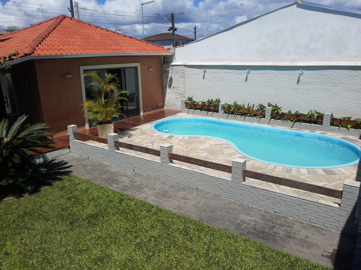 Casa com Piscina Aquecida & Sinuca