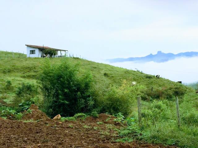 Santo Antônio do Pinhal的民宿