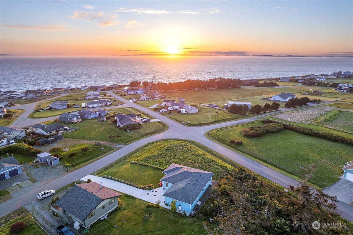 Ocean View Whidbey Island Retreat