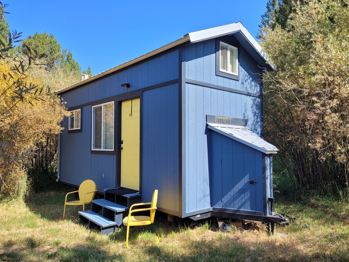 The Tiny House by the River