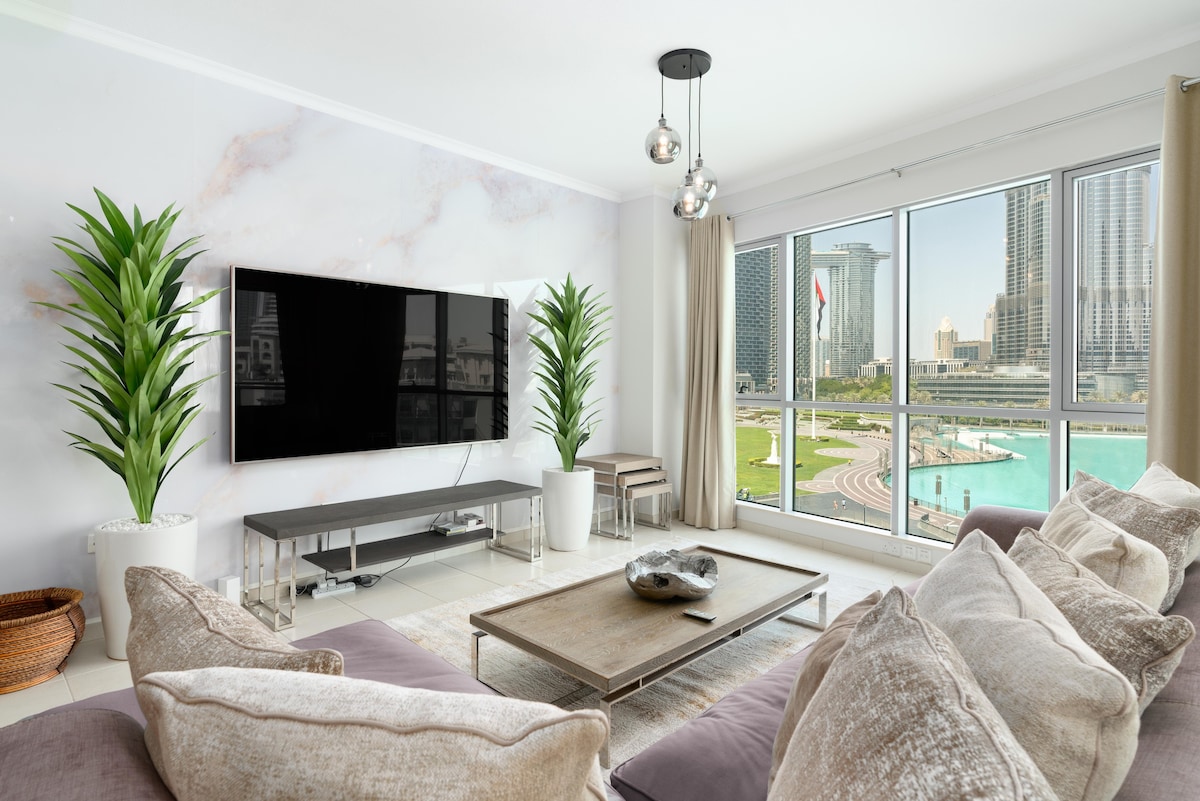 King 2 Bedroom With Burj Khalifa & Fountain View