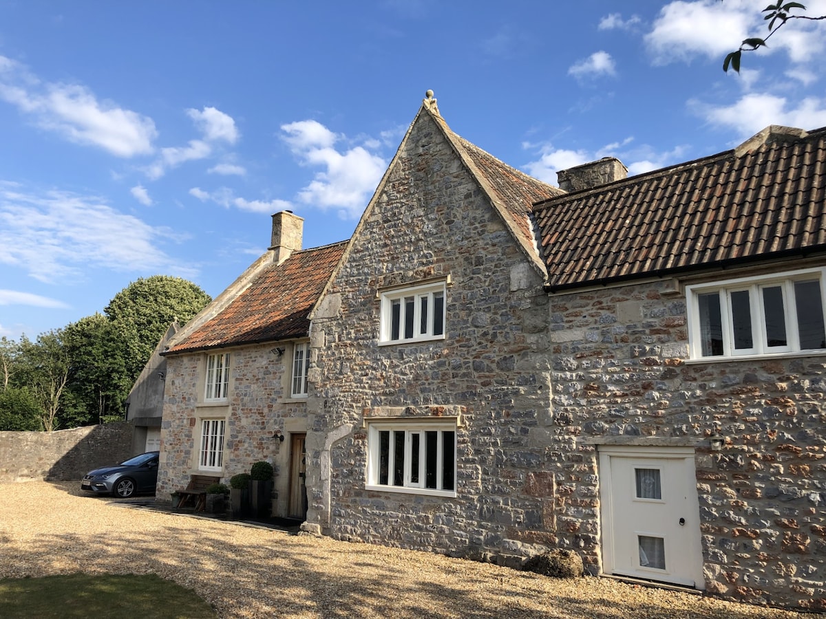 Manor House Barn