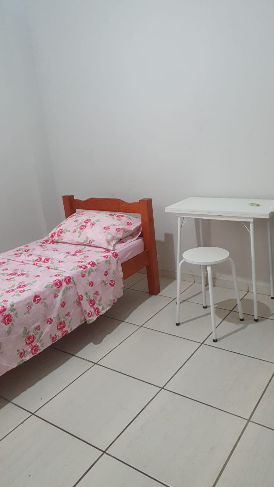 Quarto individual em casa