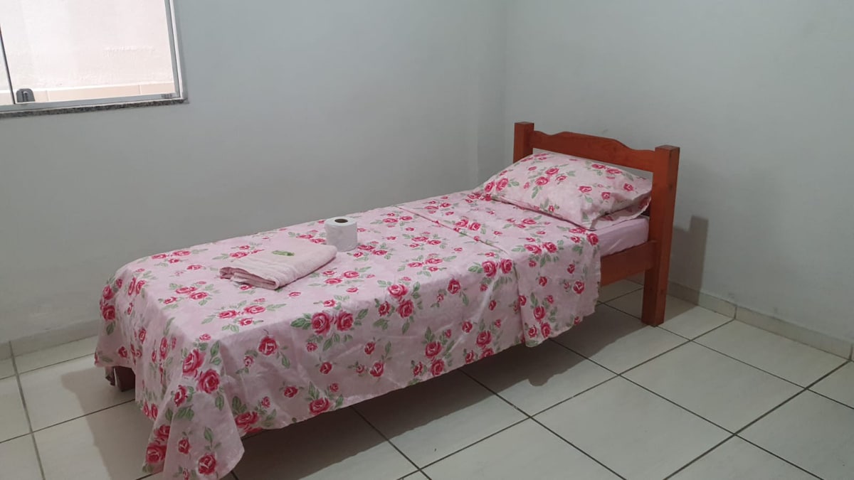 Quarto individual em casa