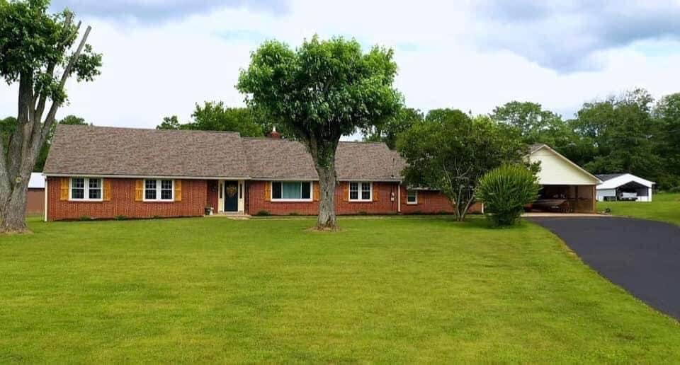 Lakeview Drive Pool House