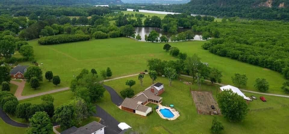 Lakeview Drive Pool House