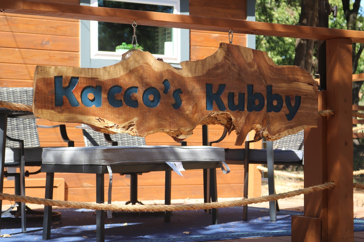 Kacco's Kubby will charm you!