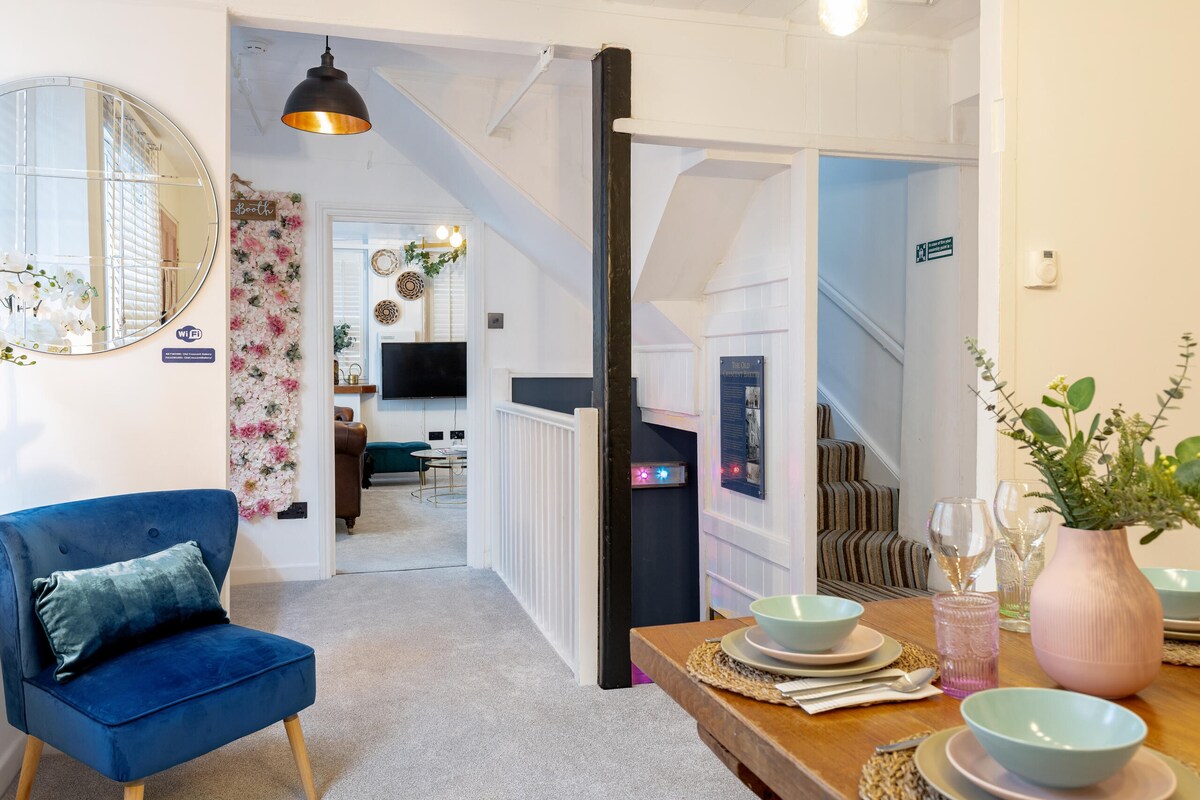 The Old Crescent Bakery - 4 Bedroom House in Bath