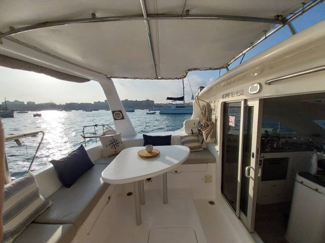 Boat stay + sunset cruise (Kizimkazi)