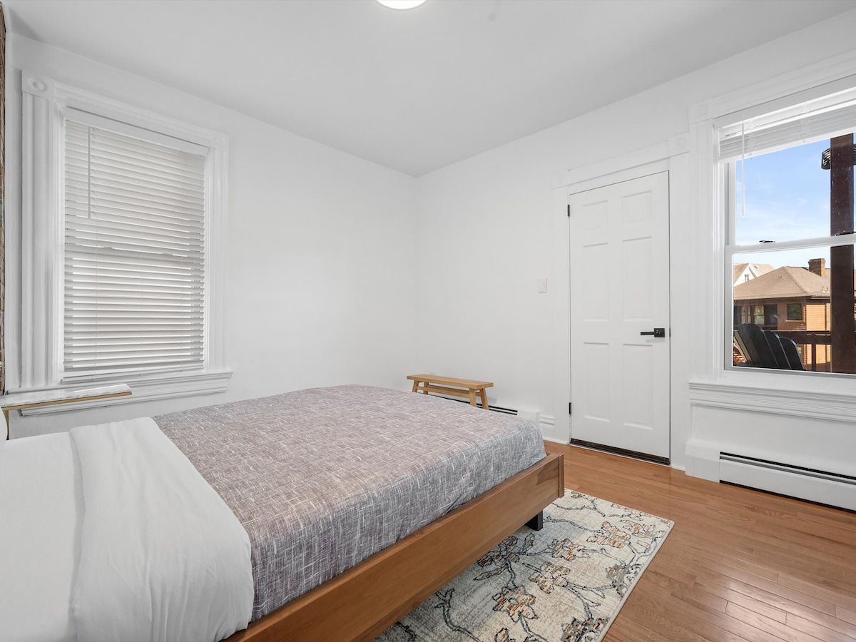 Shadyside/Pittsburgh, Modern & Cozy 1BD w/Prkng