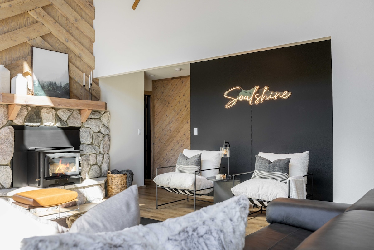 Soulshine Cabin - New Gorgeous Luxury Cabin!