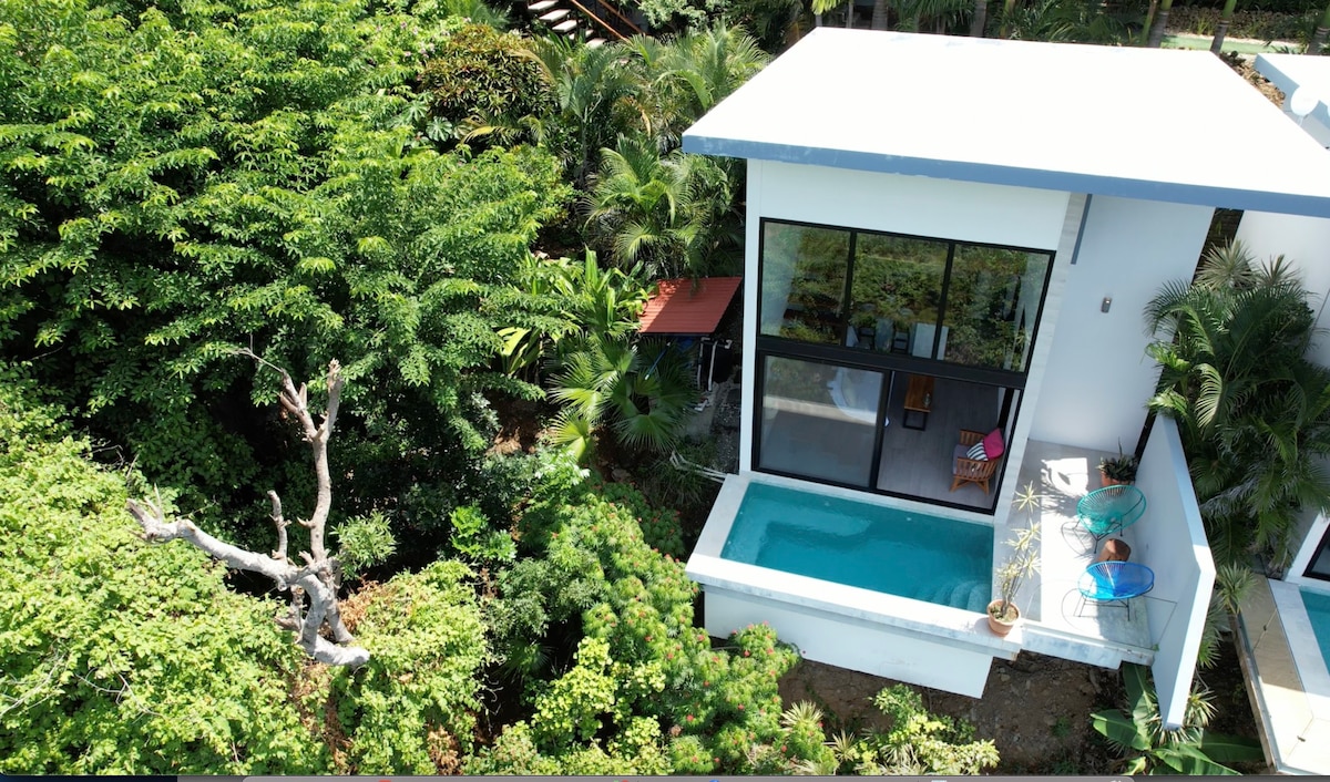 Tropical Loft Home - Ocean View