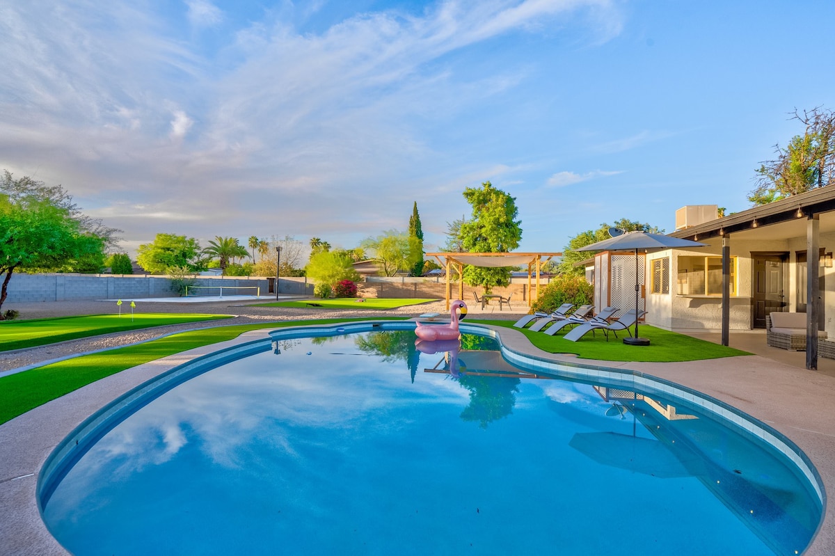 Garden D'Eden | Heated Pool+Golf