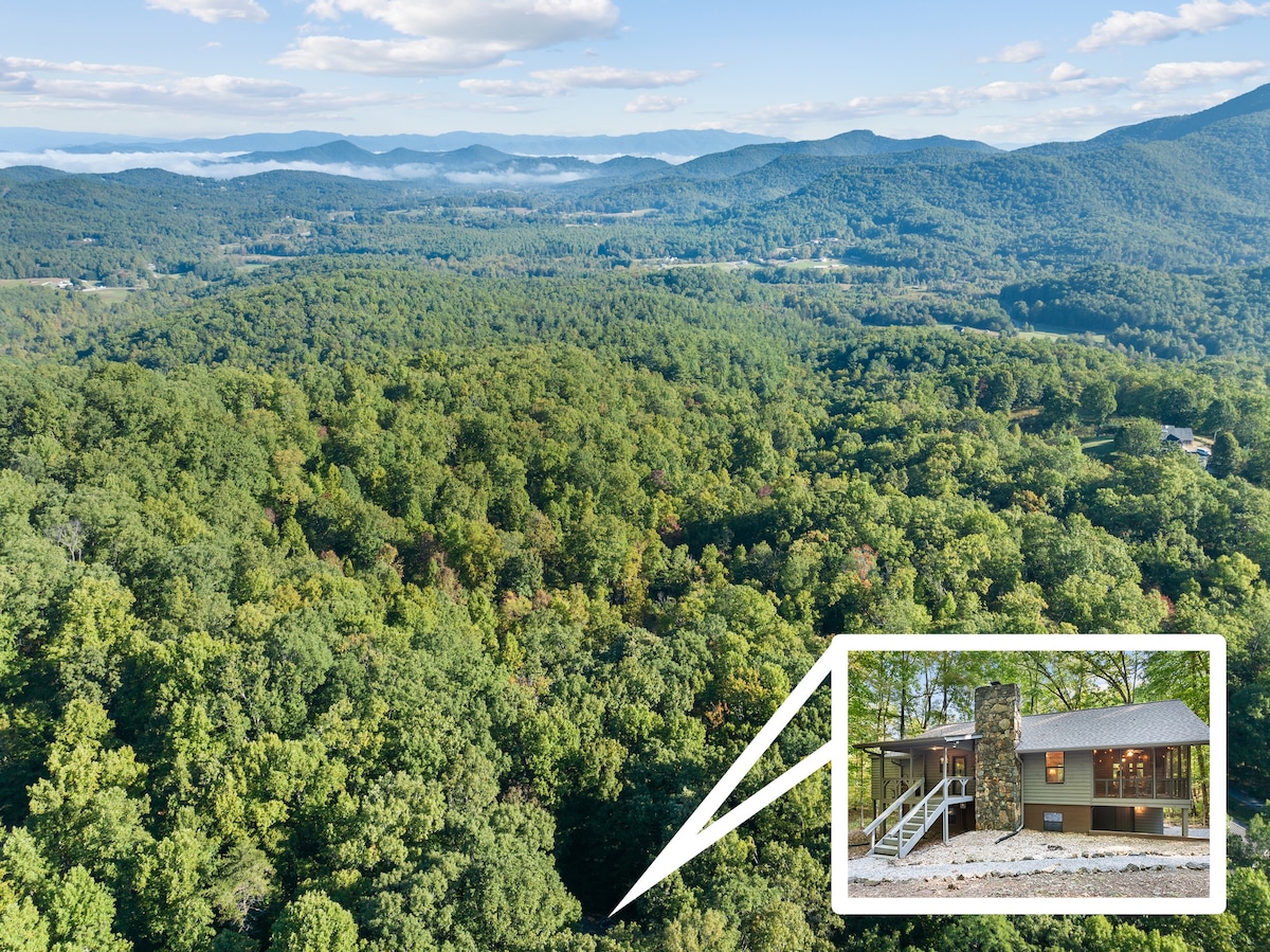 Peek A Boo Cabin in Blairsville Georgia