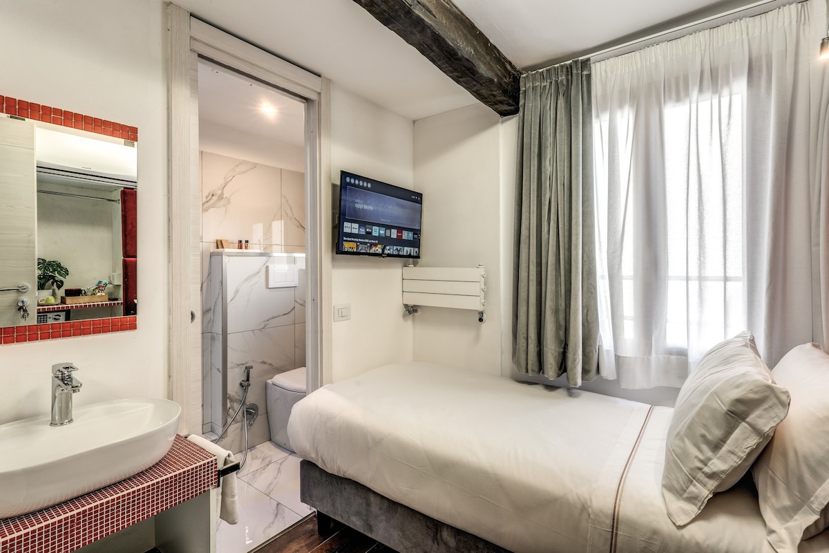 Piazza di Spagna Comfort Rooms_Small Single Room