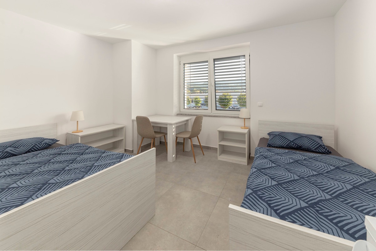 Room in the center of Celje | 2 single beds