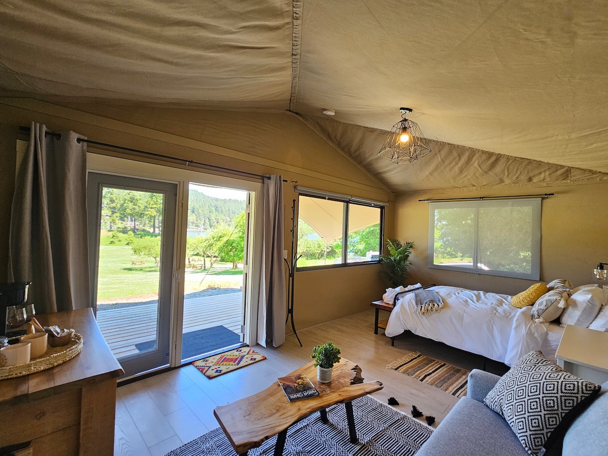 Arbutus Glamping Tent