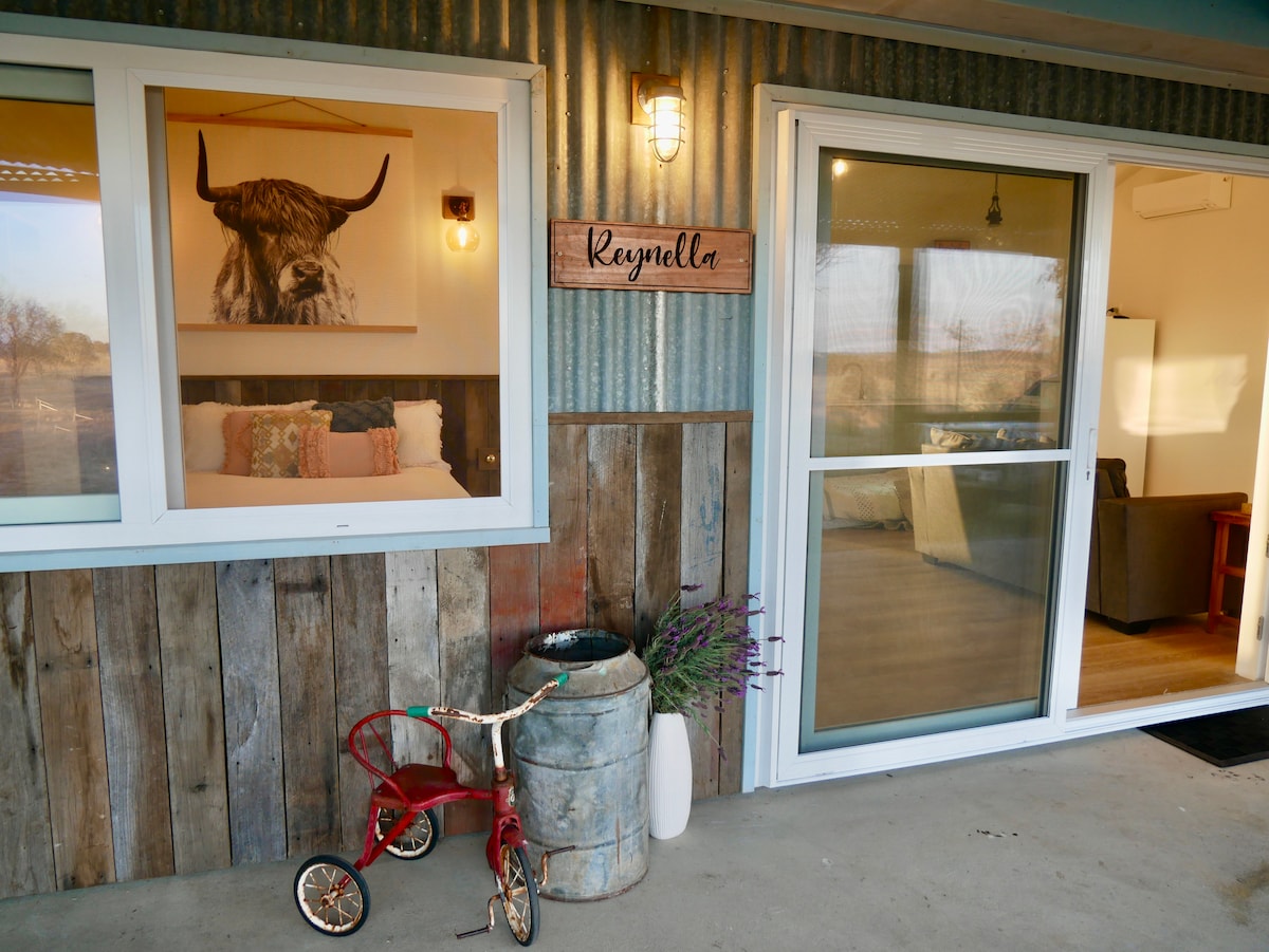 The "Reynella" Hut