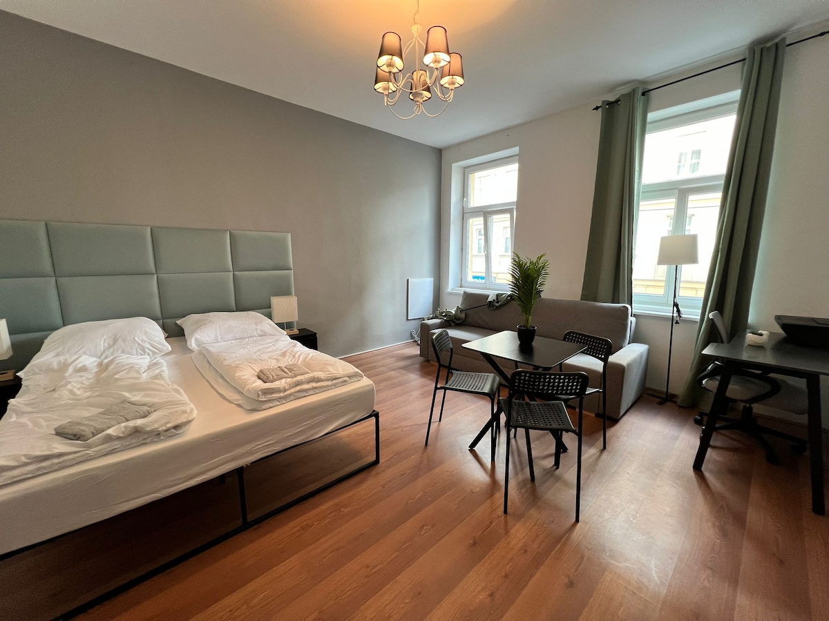 Prater Pleasure/Riverside 1BR Escape near Danube