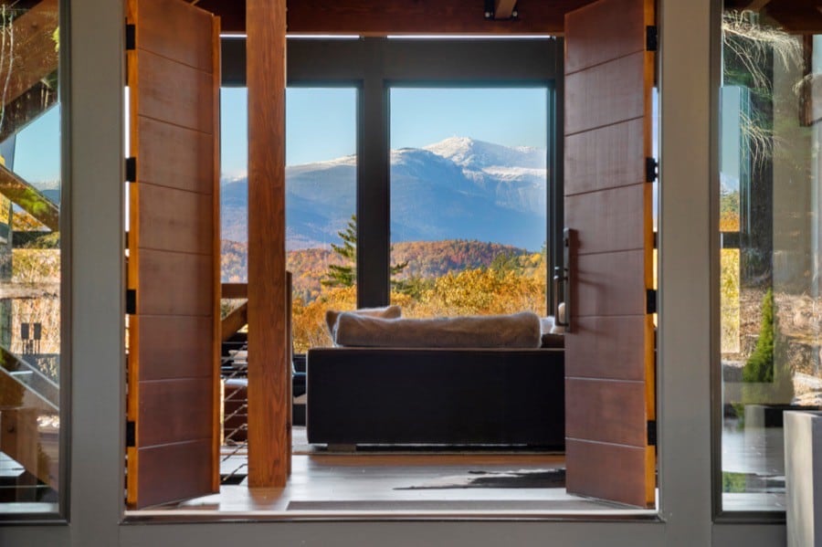 Pear Mtn Lodge | Breathtaking Mountain Views