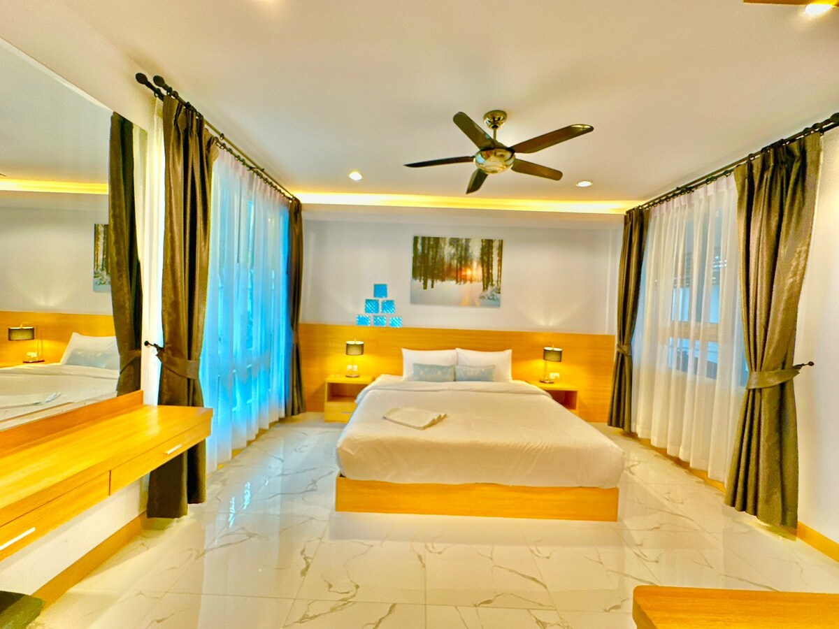 Private Pool Villa Pattaya 4 bedroom