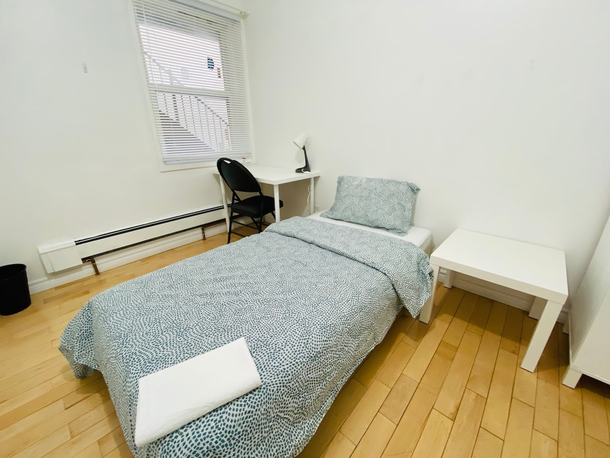 多伦多市中心舒适的独立卧室