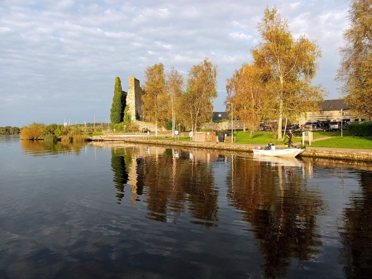 Lakeside double room overlooking marina. 2 of 4