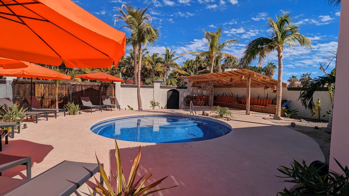 Palapa Villa-Luxury Heated Pool Steps to the Beach