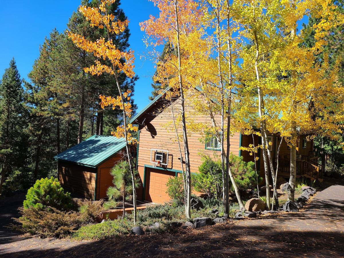 Large Mountain Home Near Lakes